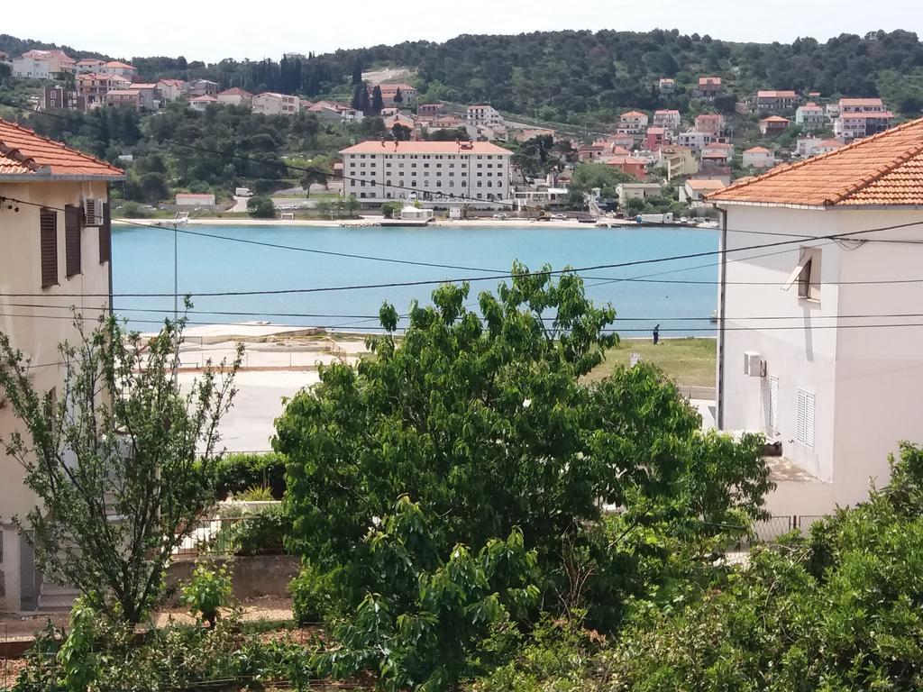 Apartment Lara Trogir Zewnętrze zdjęcie