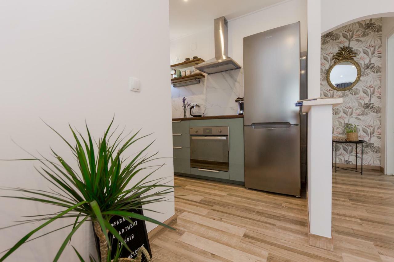 Apartment Lara Trogir Zewnętrze zdjęcie