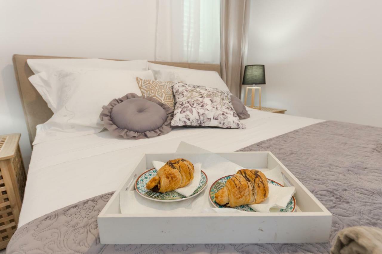 Apartment Lara Trogir Zewnętrze zdjęcie